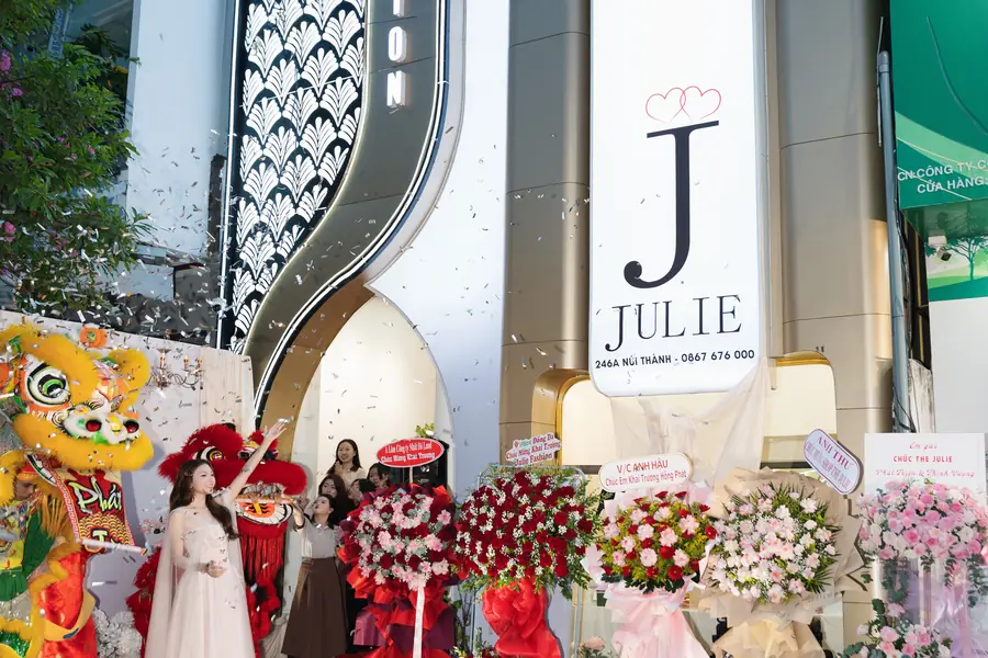 Cửa hàng The Julie tại 246A Núi Thành, Đà Nẵng
